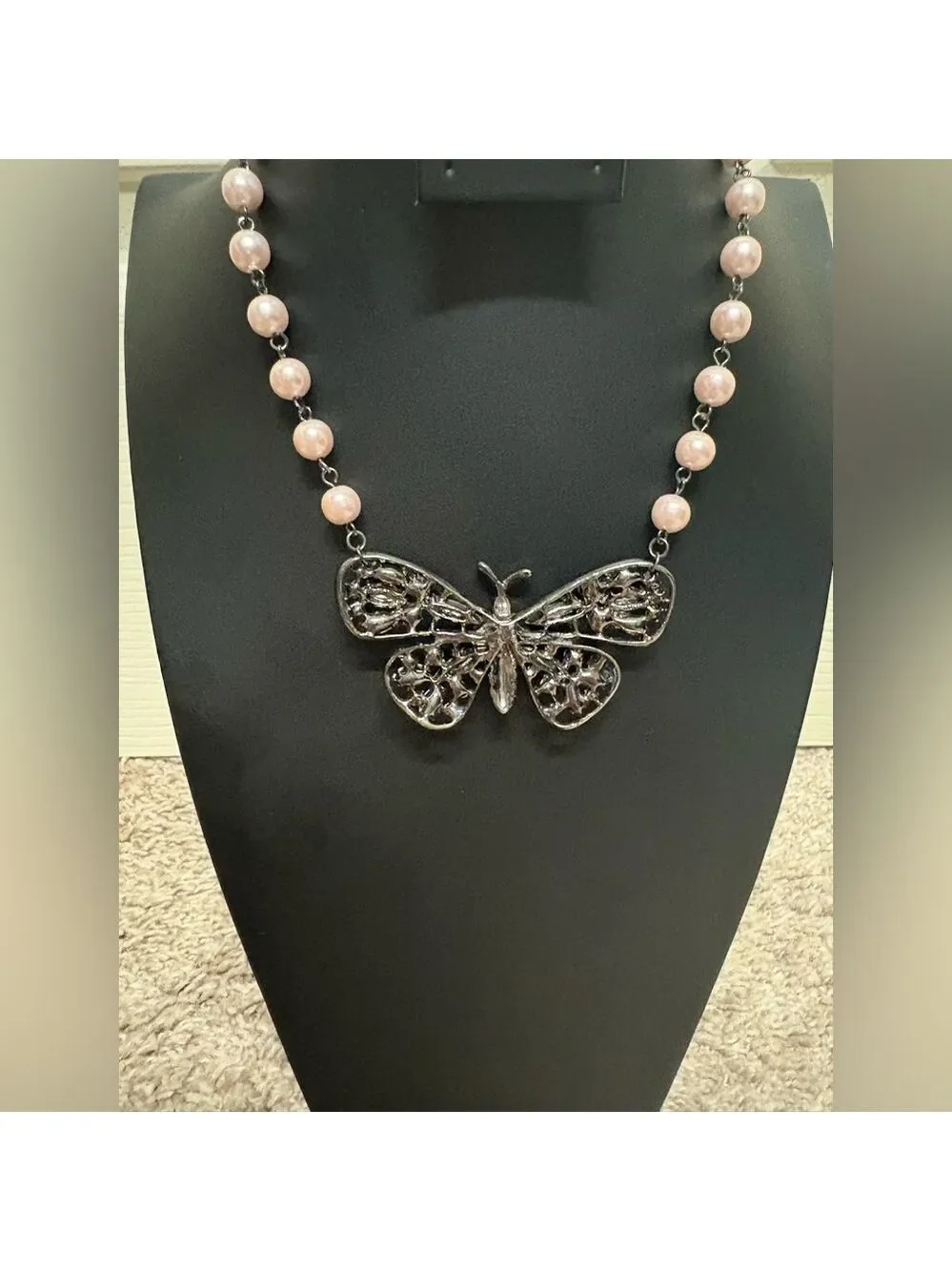 Butterfly necklace pink pearls green white blue gems statement piece glamour EUC